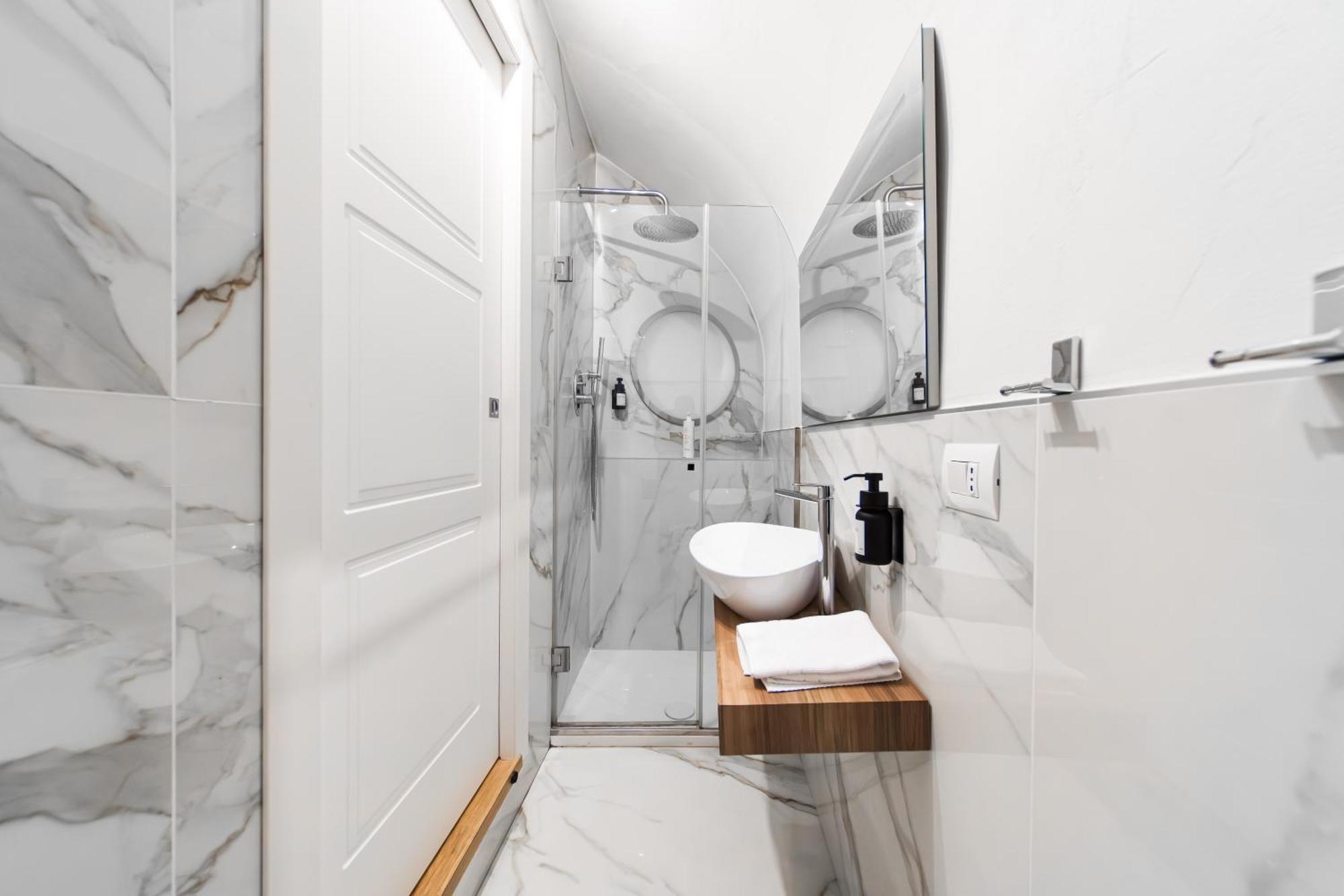 Lilli House - Suite In The Heart Of Bologna Exterior photo