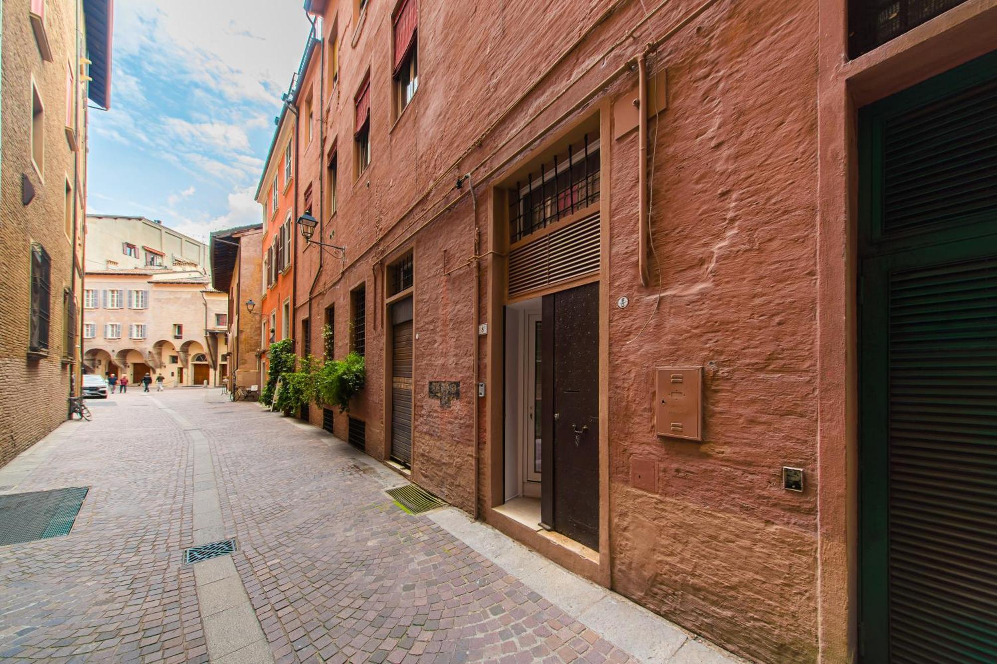 Lilli House - Suite In The Heart Of Bologna Exterior photo